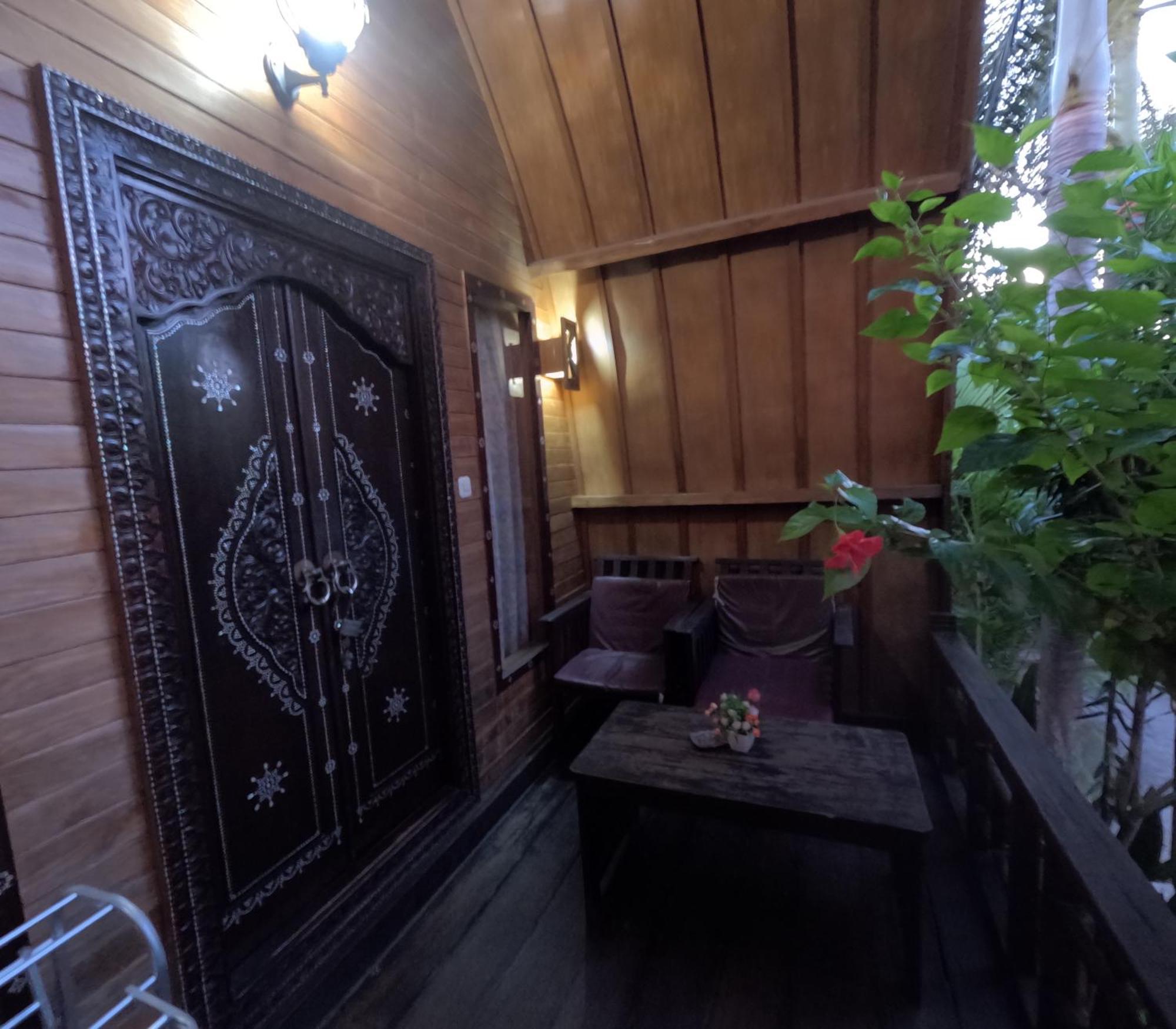 Banana Leaf Bungalow Gili Trawangan Esterno foto